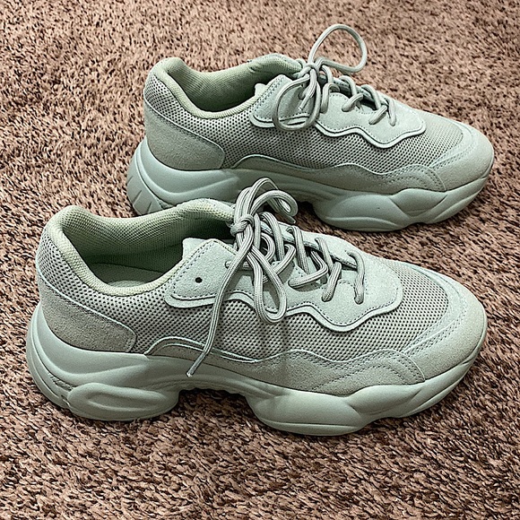 NWOT ASOS DESIGN Divine Chunky Sneakers in Mint Green - Picture 4 of 8